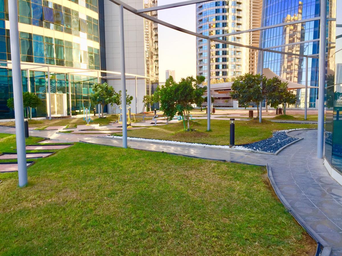 Residential Private With Fabulous Sea & Mangrove View - Al Reem Island - 1106 Апартаменти